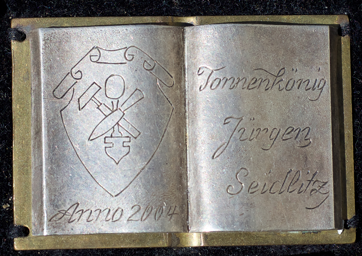 2004
